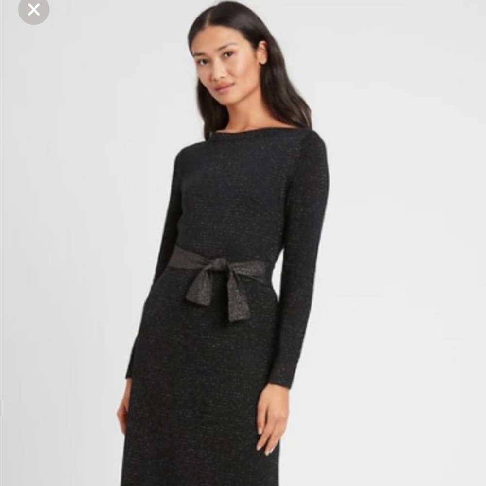 Brand new with tag banana republic black and metallic sweater dress with belt